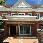 Ipoh British Colonial Cozy Home